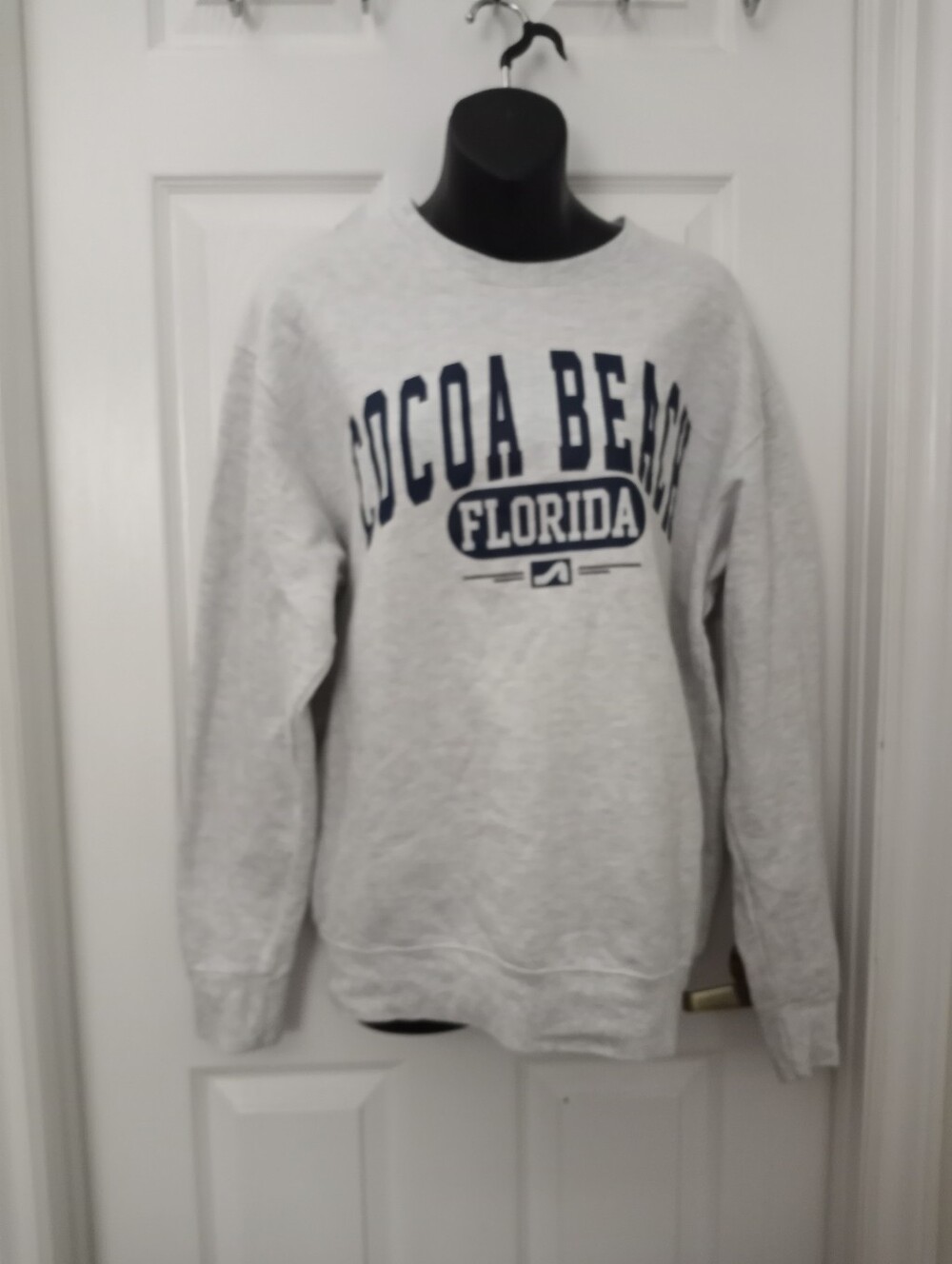 NWOT SURF STYLE Sweatshirt